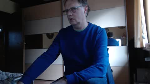 Snapshot of ach471 chatting on 03.10.25 ach471 online show from 03.10.25