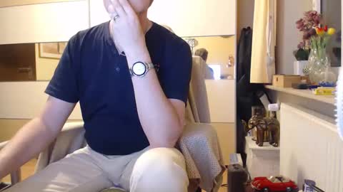 Snapshot of ach471 chatting on 10.06.25 ach471 online show from 10.06.25