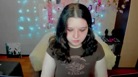 Kate online show from 04.21.26