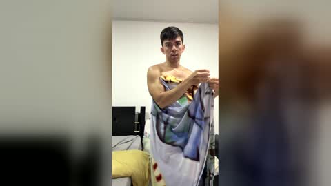 Snapshot of acid_longer chatting on 12.22.25 centric independent model online show from 12.22.25