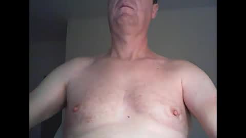 Snapshot of active147 chatting on 01.15.25 active147 online show from 01.15.25