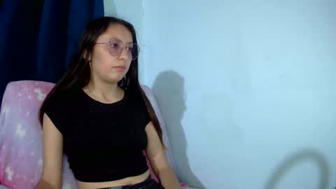 Snapshot of ada_naugthy1 chatting on 10.25.25 Ada naugthy28 online show from 10.25.25