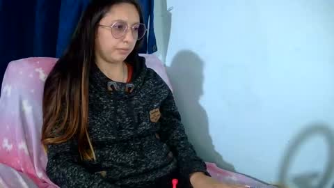 Snapshot of ada_naugthy1 chatting on 11.09.25 Ada naugthy28 online show from 11.09.25