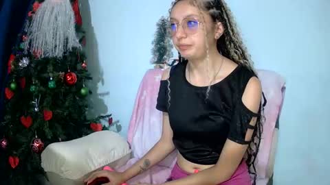 Snapshot of ada_naugthy1 chatting on 12.15.25 Ada naugthy28 online show from 12.15.25