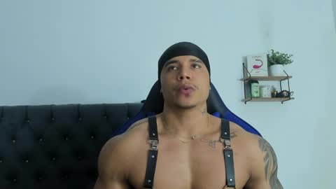 adam boss online show from 04.06.26