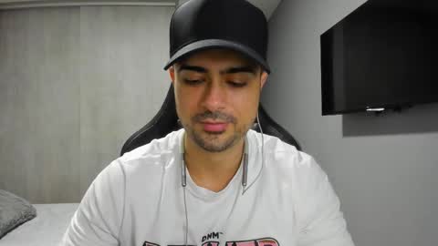 adam clarke online show from 03.04.25