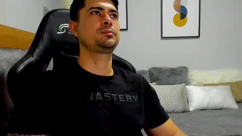 adam clarke online show from 01.10.26