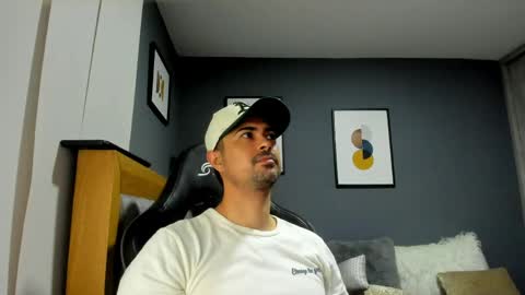 adam clarke online show from 04.14.26