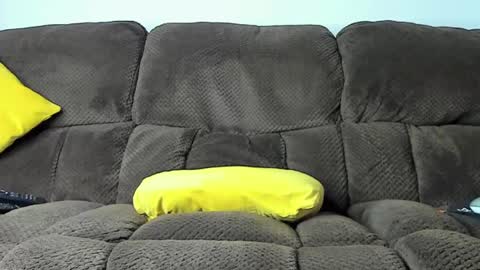 Snapshot of adam_esd_ chatting on 01.08.25 adam_esd_ online show from 01.08.25