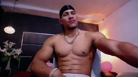 adam_fit19cm online show from 09.24.25