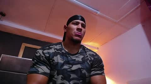 Snapshot of adam_fit19cm chatting on 04.22.26 adam_fit19cm online show from 04.22.26