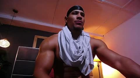 Snapshot of adam_fit19cm chatting on 05.05.26 adam_fit19cm online show from 05.05.26