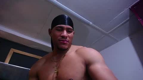 Snapshot of adam_fit19cm chatting on 06.03.26 adam_fit19cm online show from 06.03.26