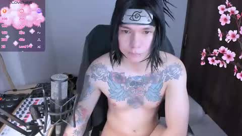 Snapshot of adam_rocket chatting on 01.06.26 Adam online show from 01.06.26