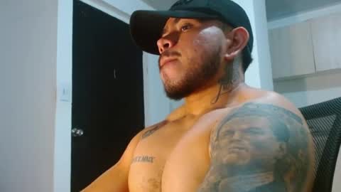 adam shilder7 online show from 05.06.26