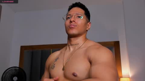 adambrocs1 online show from 02.20.25