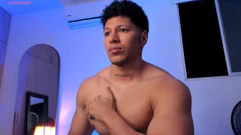 adambrocs1 online show from 11.30.25