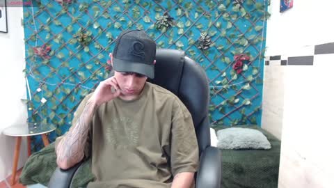 Adam online show from 01.02.25