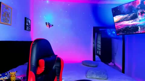 Adams online show from 11.26.25