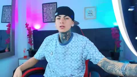 AdamsWalkerr  online show from 02.21.26