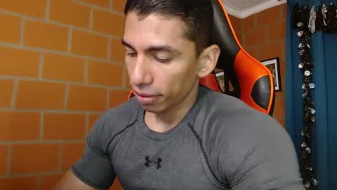 Adan Sin online show from 01.25.25