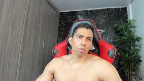 Adan Sin online show from 04.18.26