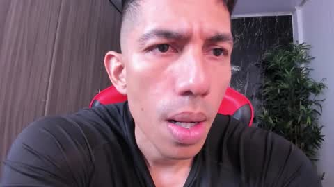 Adan Sin online show from 04.19.26