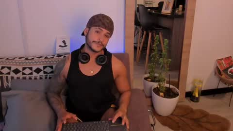 Snapshot of adanvega13 chatting on 06.07.26 ADAN VEGA online show from 06.07.26