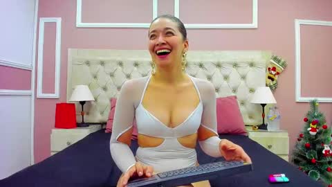 Snapshot of adarussell chatting on 12.12.24 Adda online show from 12.12.24