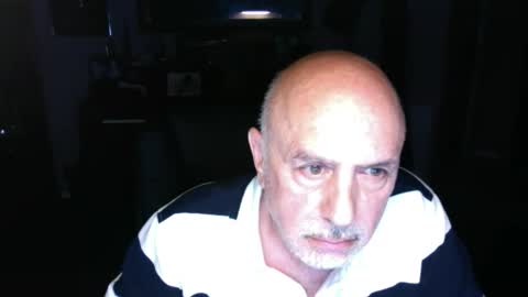 Snapshot of add_me_2 chatting on 11.17.25 add_me_2 online show from 11.17.25