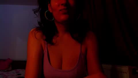 amy        online show from 01.12.25