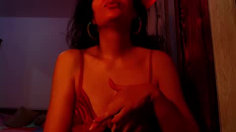 amy        online show from 02.11.25