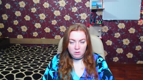 Snapshot of adel_redhead_ chatting on 01.12.25 Adel online show from 01.12.25