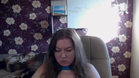 Snapshot of adel_redhead_ chatting on 05.23.26 Adel online show from 05.23.26