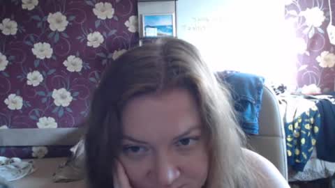 Snapshot of adel_redhead_ chatting on 06.13.26 Adel online show from 06.13.26
