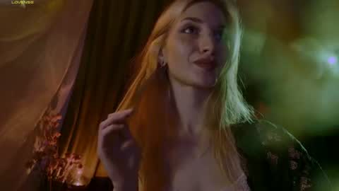 Snapshot of adelaidegilber_ chatting on 07.15.26 Adel online show from 07.15.26