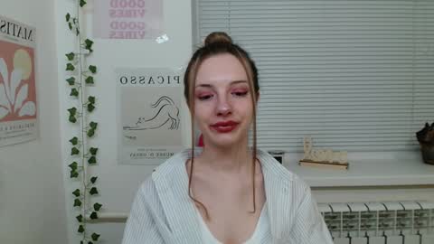 Snapshot of adele0_0 chatting on 01.08.25 Adele online show from 01.08.25