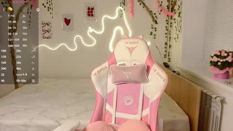 Snapshot of adele0_0 chatting on 09.29.25 Adele online show from 09.29.25