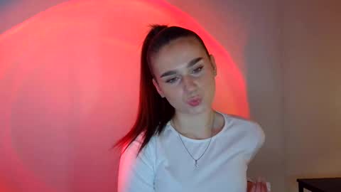 Adele Amore online show from 03.02.25