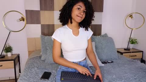 Andrea online show from 01.23.25