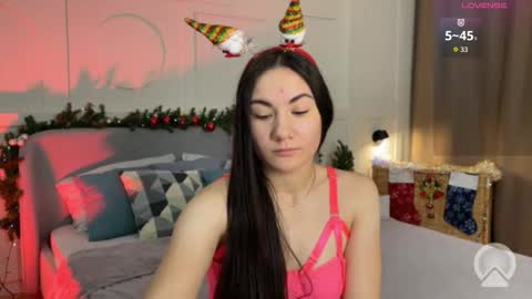 Snapshot of adele_shy_ chatting on 12.16.25 Adele online show from 12.16.25