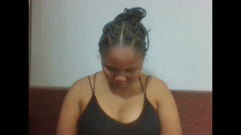 Snapshot of adelealy chatting on 11.07.25 adelealy online show from 11.07.25