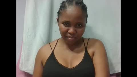 Snapshot of adelealy chatting on 11.08.25 adelealy online show from 11.08.25