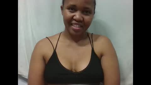 Snapshot of adelealy chatting on 11.27.25 adelealy online show from 11.27.25