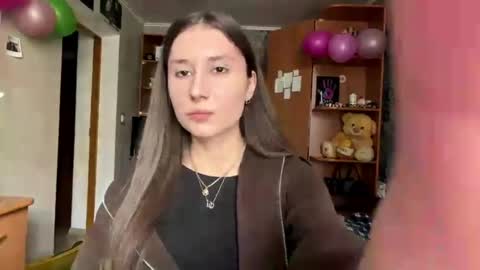 Snapshot of adeleapel chatting on 03.02.26 Poly online show from 03.02.26