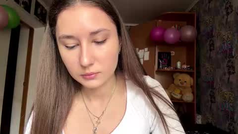 Snapshot of adeleapel chatting on 03.04.26 Poly online show from 03.04.26