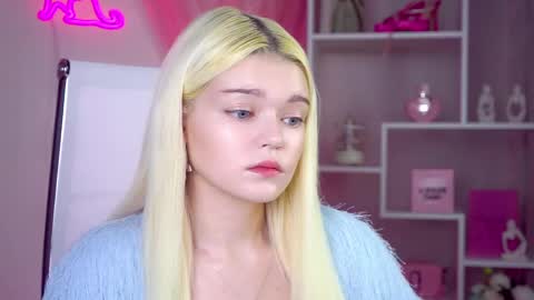 Adele  2200 -700  1000  UTCGMT 100 online show from 04.20.26