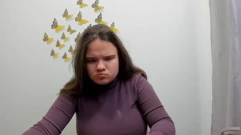 Snapshot of adelecruzz chatting on 01.18.25 adelecruzz online show from 01.18.25