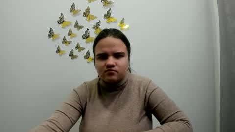 Snapshot of adelecruzz chatting on 02.01.25 adelecruzz online show from 02.01.25