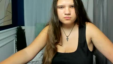 Snapshot of adelecruzz chatting on 06.22.26 adelecruzz online show from 06.22.26